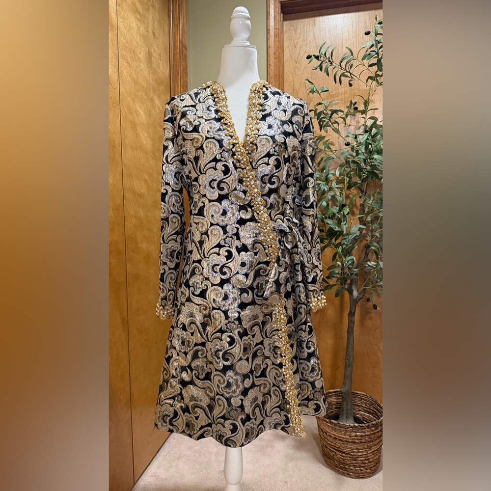 Vintage 60’s Dress Kasper For Joan Leslie Size 6 Black & Gold Silk Brocade